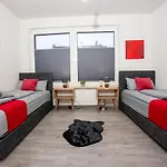 Livemore24 - Apartment 1 In Duisburg 24-7 Check-In