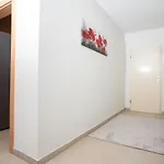 Livemore24 - Apartment 1 In Duisburg 24-7 Check-In